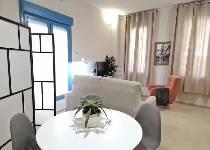 Del Parque Flats Galatas Appartement *