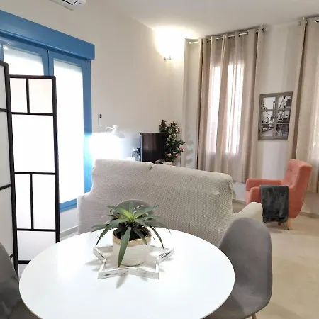 Del Parque Flats Galatas Апартаменты *