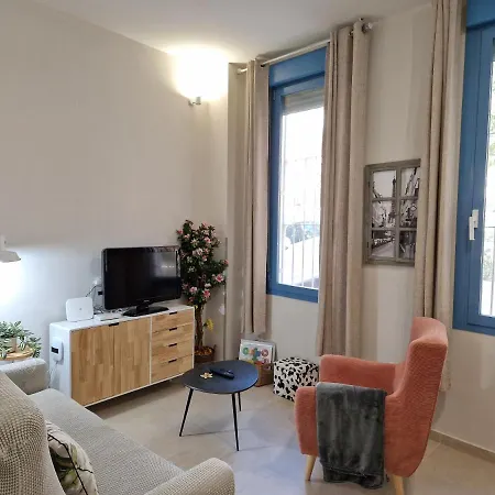 Del Parque Flats Galatas Апартаменты Малага